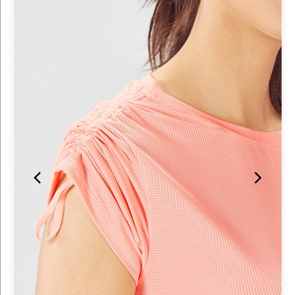 Fabletics Work Out Top - Picture 4 of 4